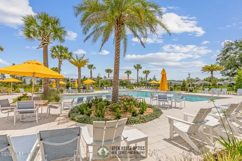 137 Tradesman Lane St. Johns FL 32259
