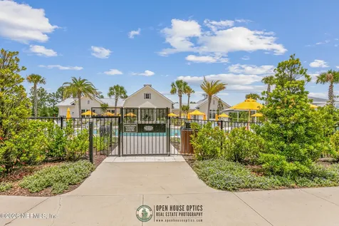 137 Tradesman Lane St. Johns FL 32259