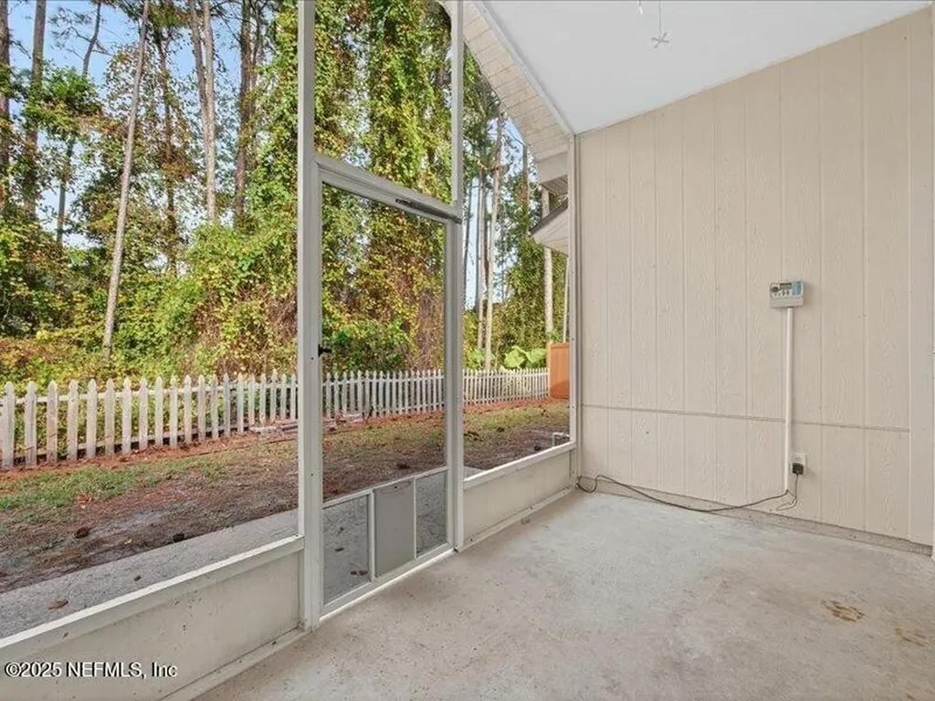 12437 Harbor Winds Drive N Jacksonville FL 32225