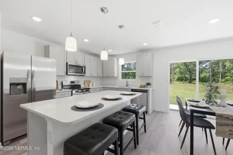 10615 Yeager Avenue Hastings FL 32145