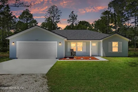 10615 Yeager Avenue Hastings FL 32145