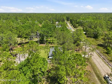 10615 Yeager Avenue Hastings FL 32145