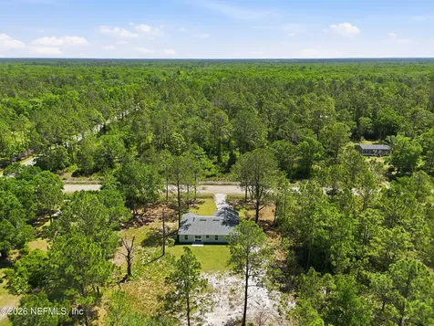 10615 Yeager Avenue Hastings FL 32145