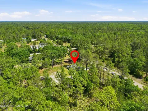10615 Yeager Avenue Hastings FL 32145