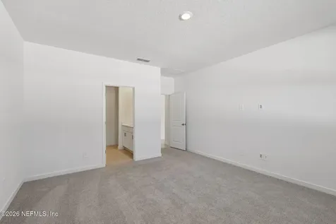 7398 Everett Forest Drive Jacksonville FL 32219