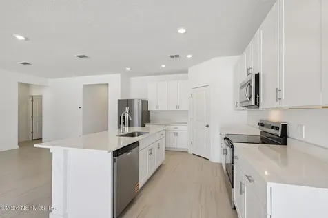 7398 Everett Forest Drive Jacksonville FL 32219
