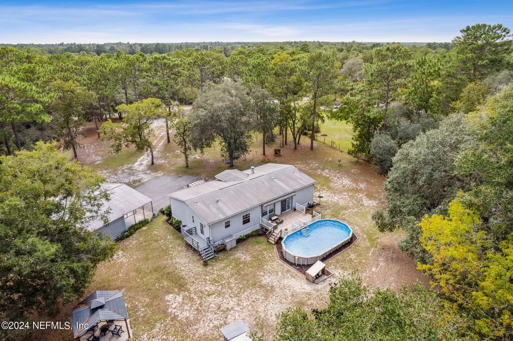 112 Silver Beach Boulevard Pomona Park FL 32181