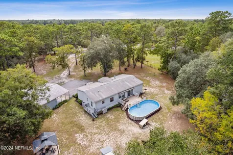 112 Silver Beach Boulevard Pomona Park FL 32181