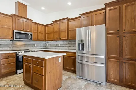112 Silver Beach Boulevard Pomona Park FL 32181