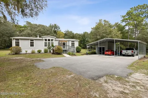112 Silver Beach Boulevard Pomona Park FL 32181