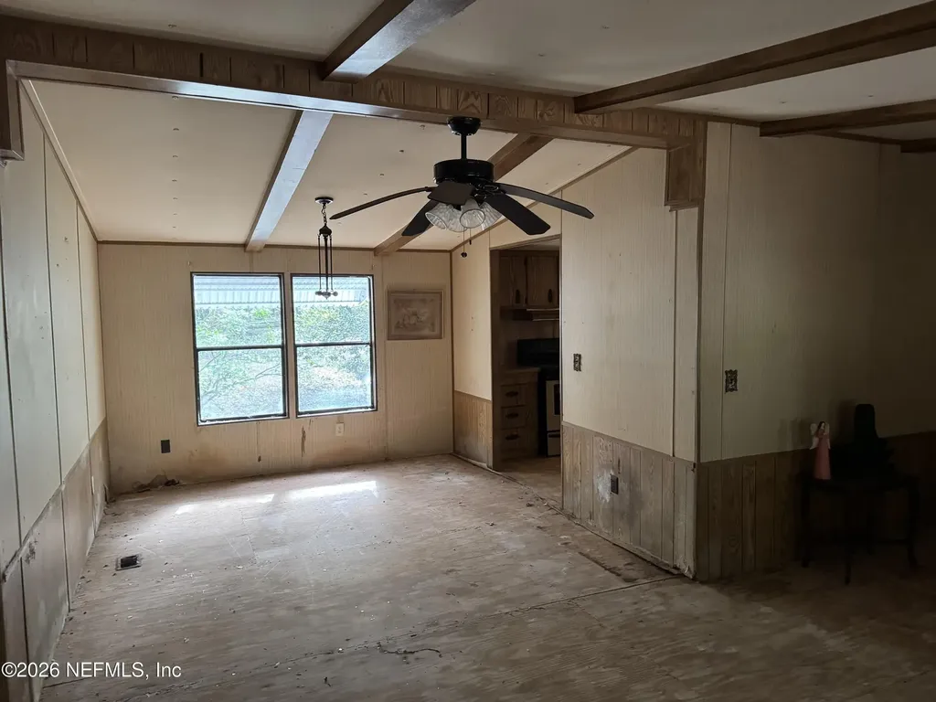 608 Coral Farms Road Florahome FL 32140