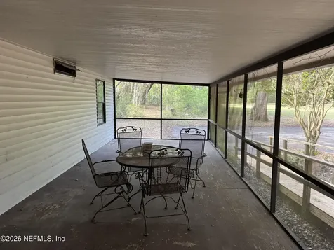 608 Coral Farms Road Florahome FL 32140