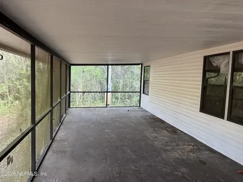 608 Coral Farms Road Florahome FL 32140