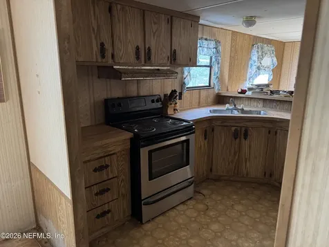 608 Coral Farms Road Florahome FL 32140