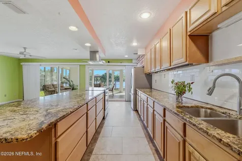 5705 Cedar Park Lane Jacksonville FL 32210