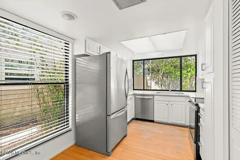 2437 Burgundy Court Ponte Vedra Beach FL 32082