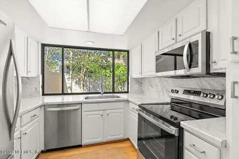 2437 Burgundy Court Ponte Vedra Beach FL 32082