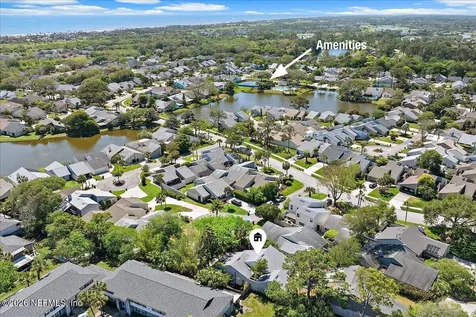 2437 Burgundy Court Ponte Vedra Beach FL 32082