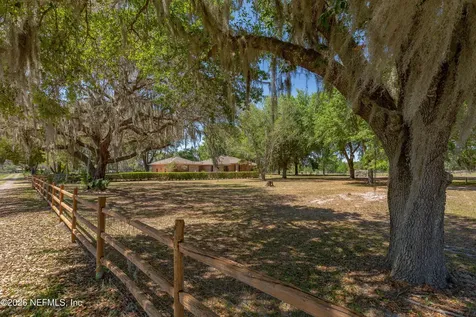 289 Chesser Road Hollister FL 32147