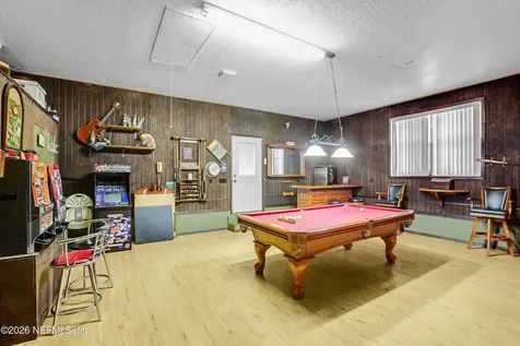 289 Chesser Road Hollister FL 32147