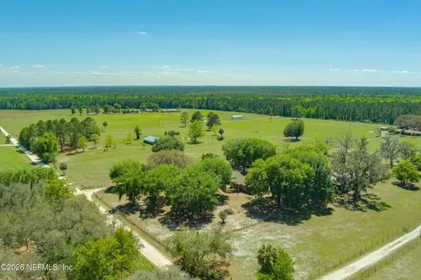 289 Chesser Road Hollister FL 32147