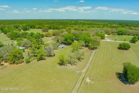 289 Chesser Road Hollister FL 32147