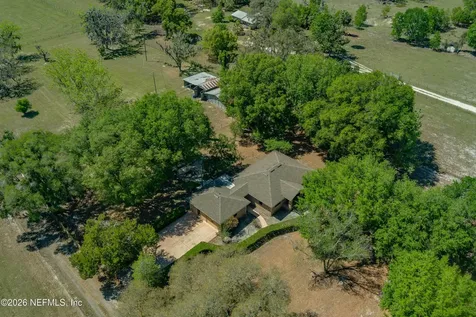 289 Chesser Road Hollister FL 32147