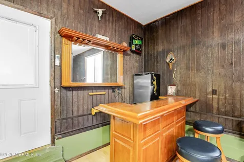 289 Chesser Road Hollister FL 32147