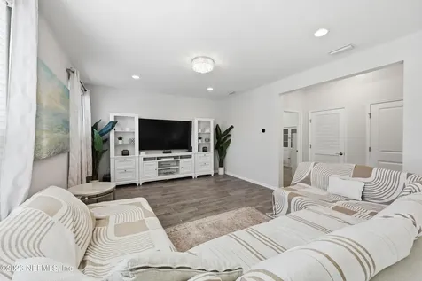 6946 Azalea Grove Drive Jacksonville FL 32258