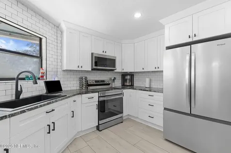 1006 Lake Asbury Drive Green Cove Springs FL 32043