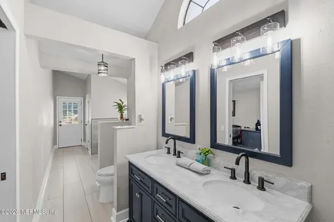 1006 Lake Asbury Drive Green Cove Springs FL 32043