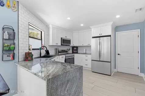 1006 Lake Asbury Drive Green Cove Springs FL 32043