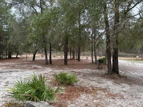 1134 Coral Farms Road Florahome FL 32140