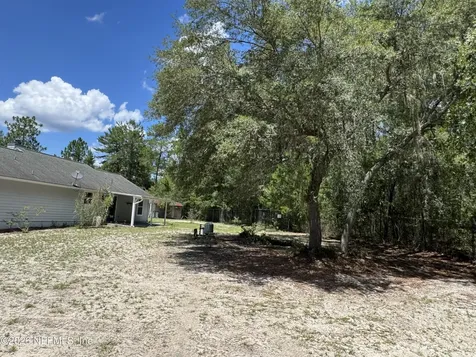 1134 Coral Farms Road Florahome FL 32140