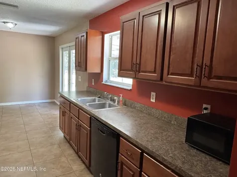 1134 Coral Farms Road Florahome FL 32140