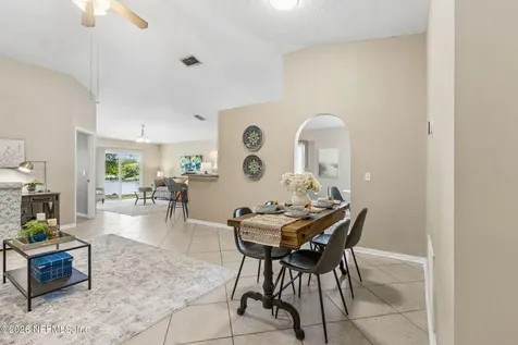 2016 Millington Lane Jacksonville FL 32246