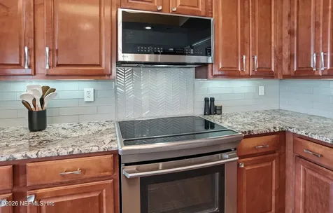 932 1st Street N Jacksonville Beach FL 32250