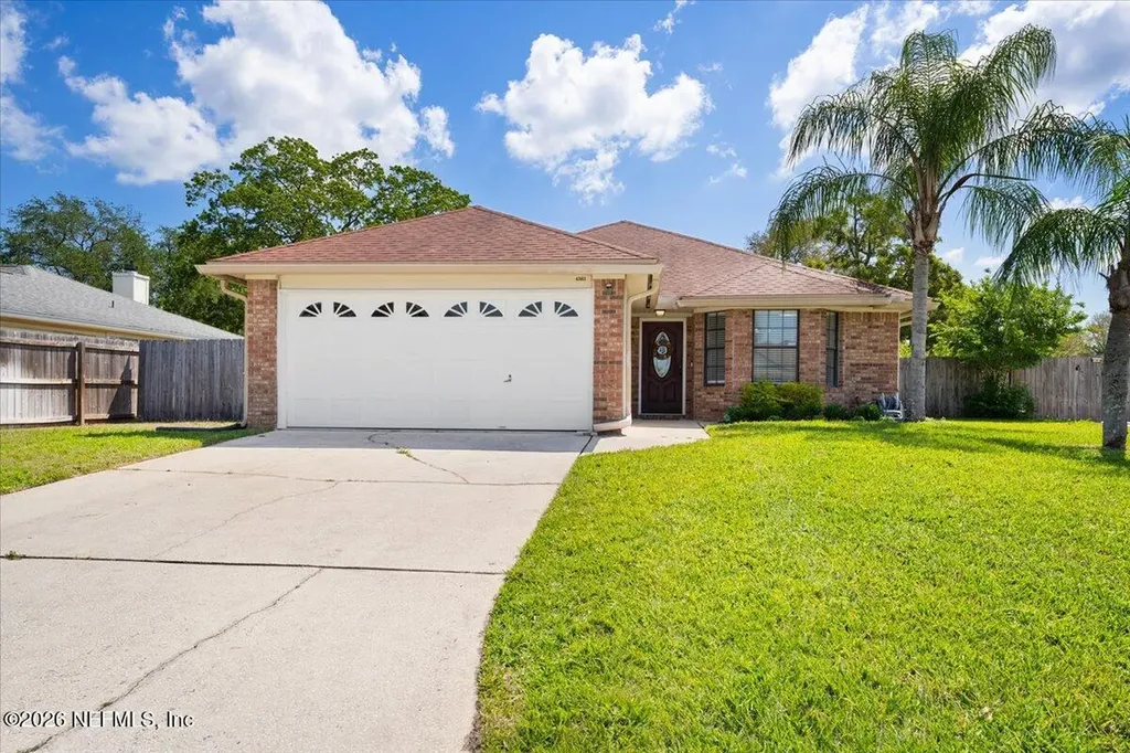 4561 Shaky Leaf Lane N Jacksonville FL 32224