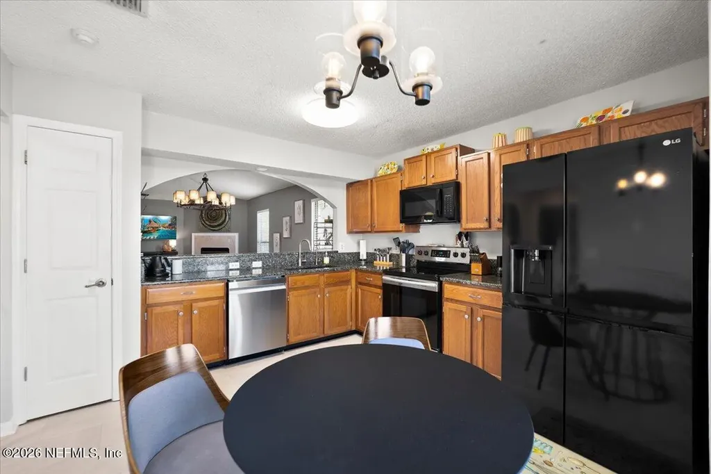 4561 Shaky Leaf Lane N Jacksonville FL 32224