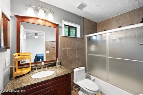 4561 Shaky Leaf Lane N Jacksonville FL 32224