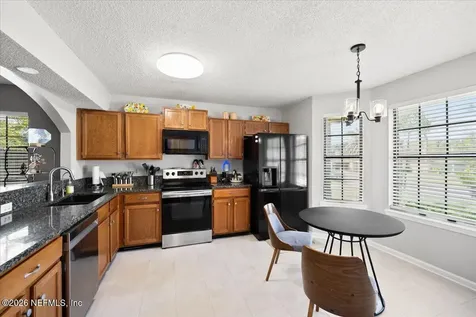 4561 Shaky Leaf Lane N Jacksonville FL 32224