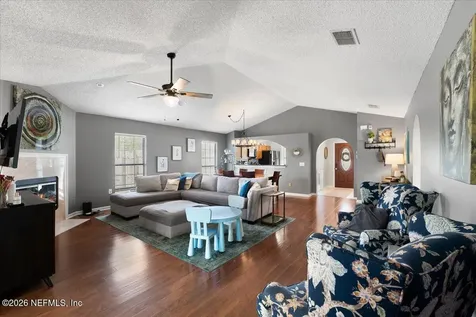 4561 Shaky Leaf Lane N Jacksonville FL 32224