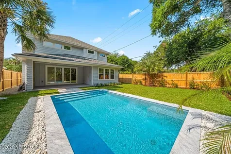 397 Plaza Atlantic Beach FL 32233