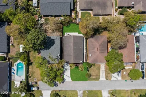 918 17th Street N Jacksonville Beach FL 32250