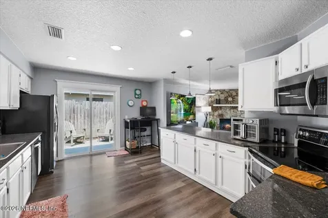918 17th Street N Jacksonville Beach FL 32250