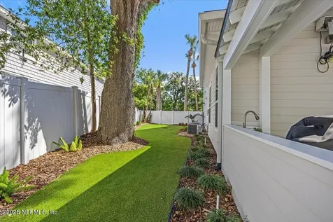 398 Sherry Drive Atlantic Beach FL 32233