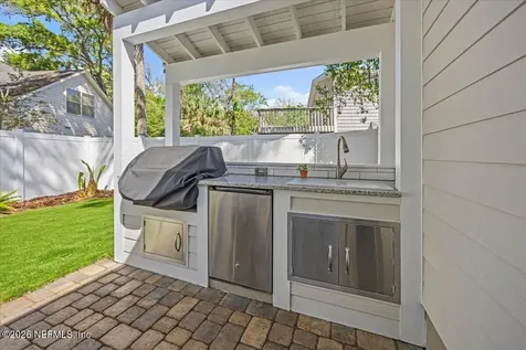 398 Sherry Drive Atlantic Beach FL 32233