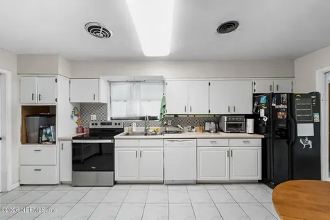 3938 Sierra Madre Drive S Jacksonville FL 32217