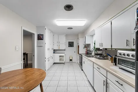 3938 Sierra Madre Drive S Jacksonville FL 32217
