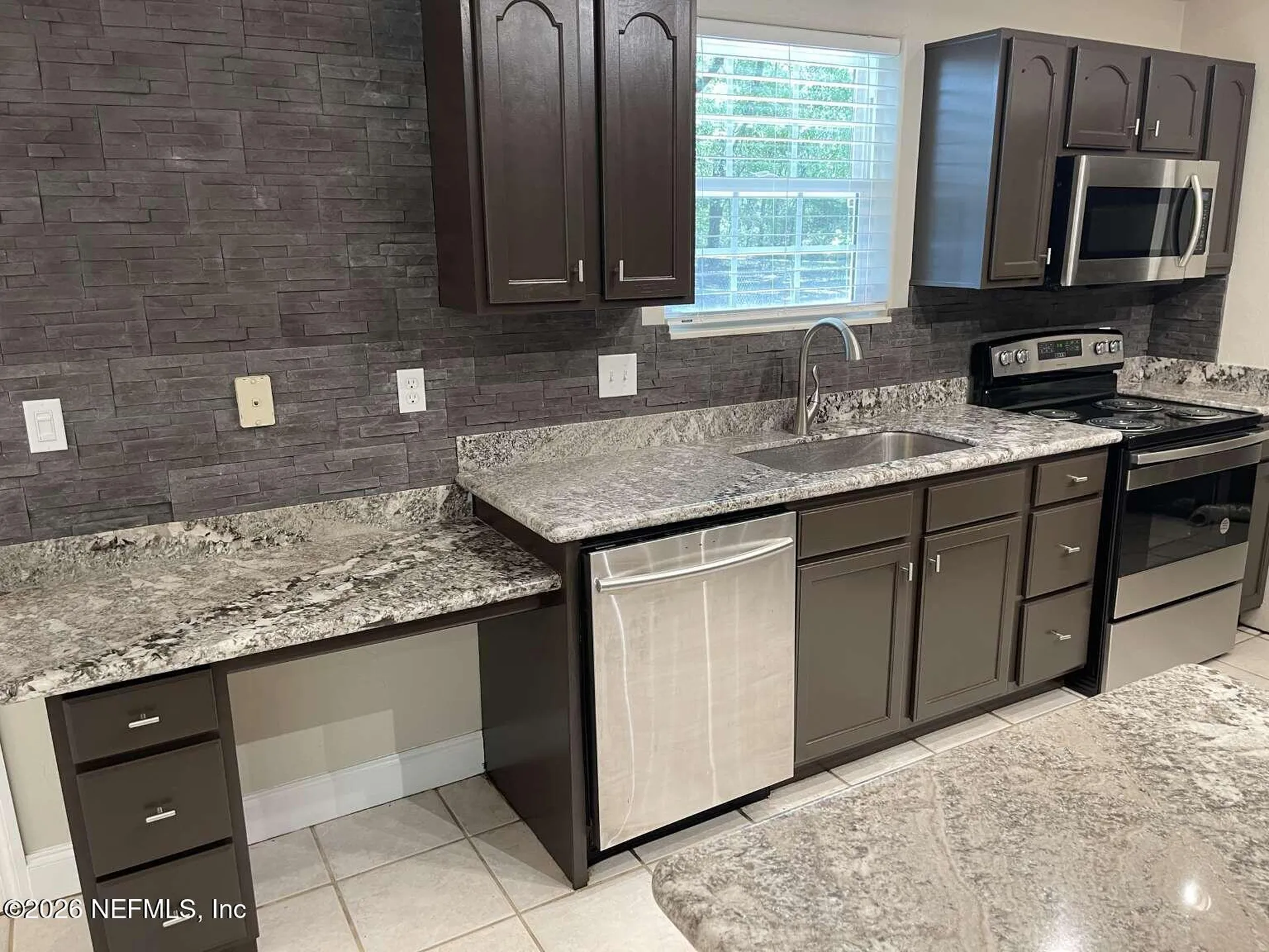 9050 NW 131 Place Chiefland FL 32626